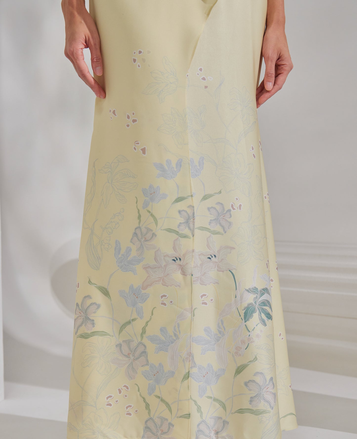 Evelyn Dress in Soft Yellow