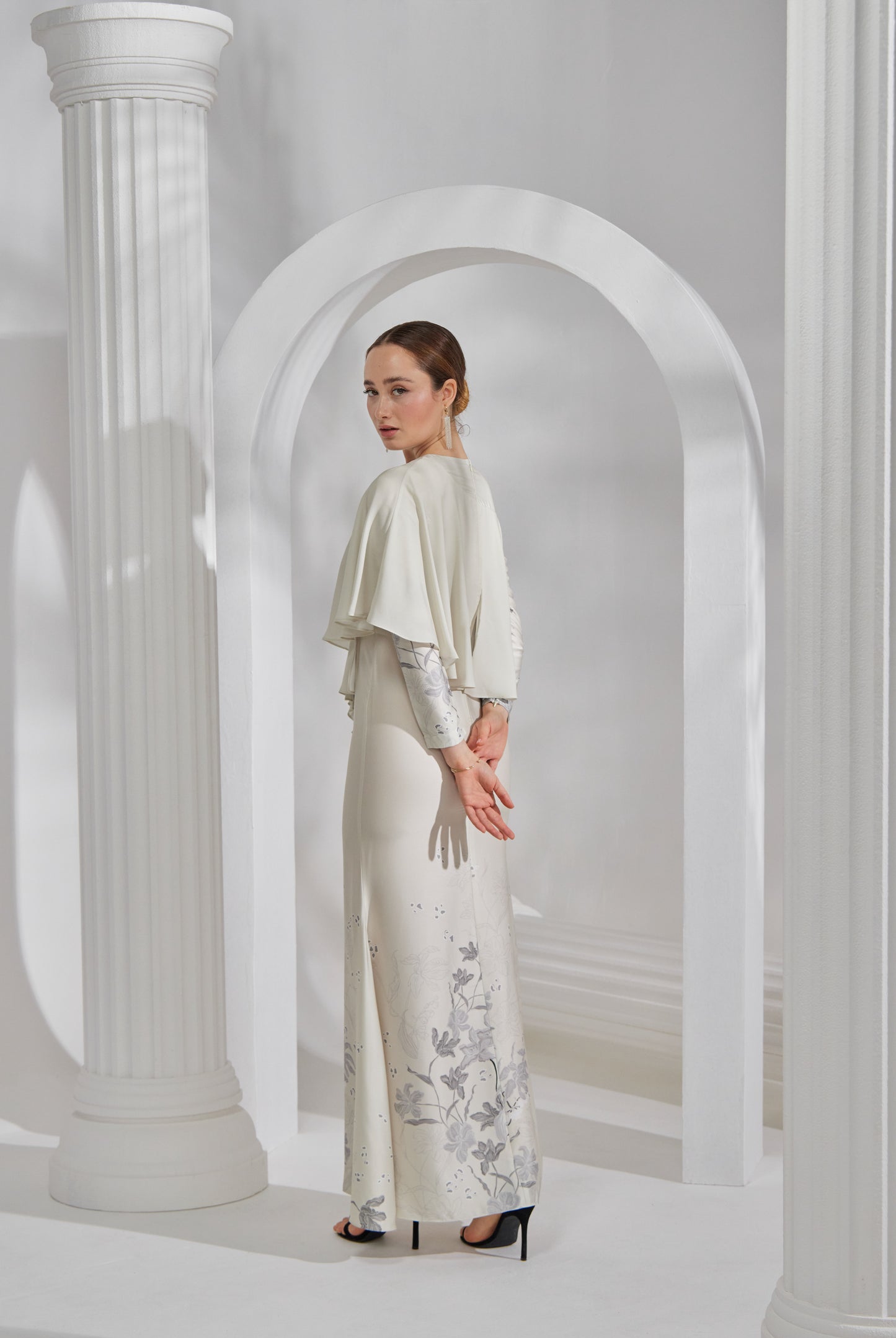 Evelyn Dress in Ivory