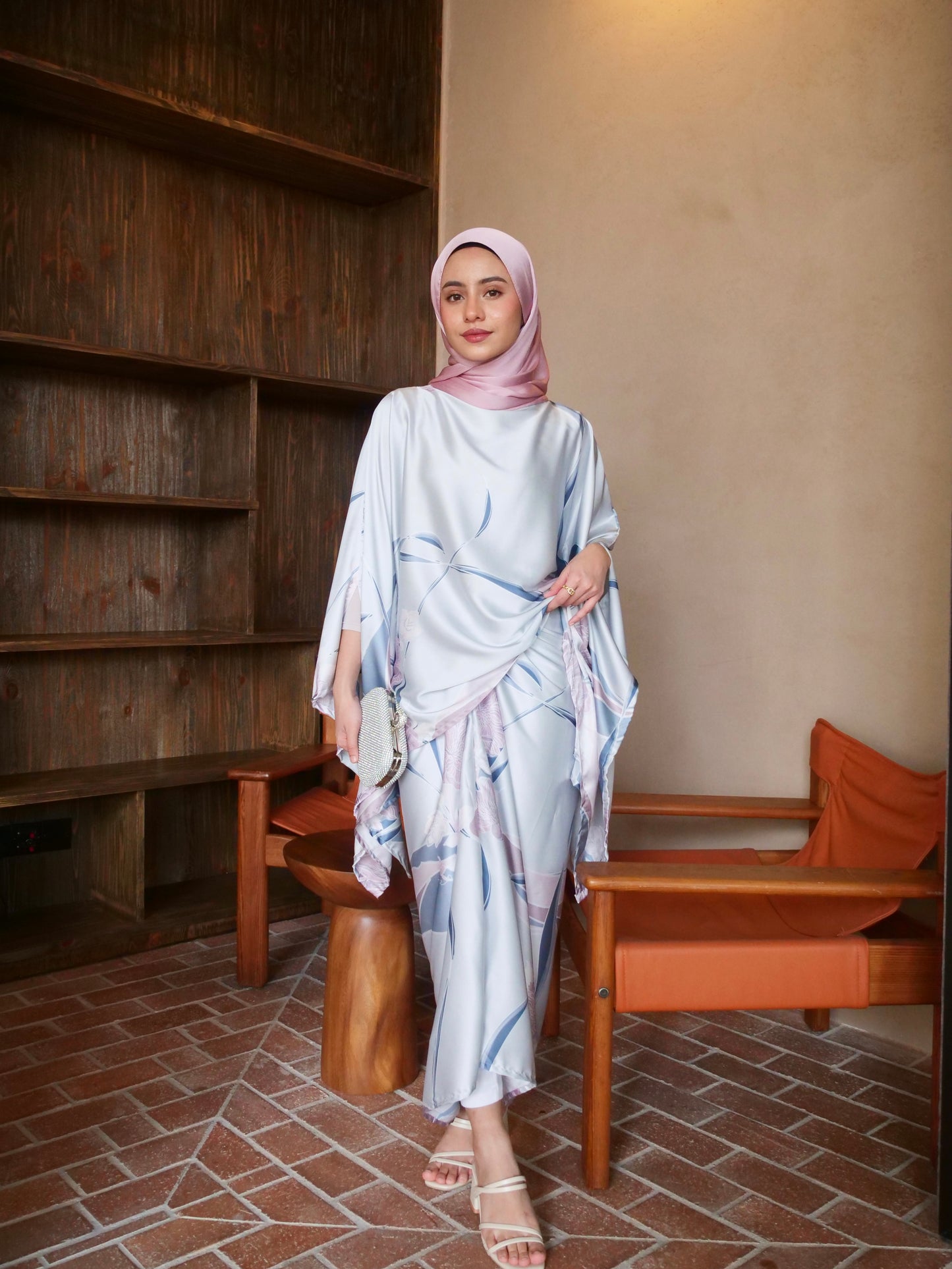 Luna Edisi II in Silver Sage