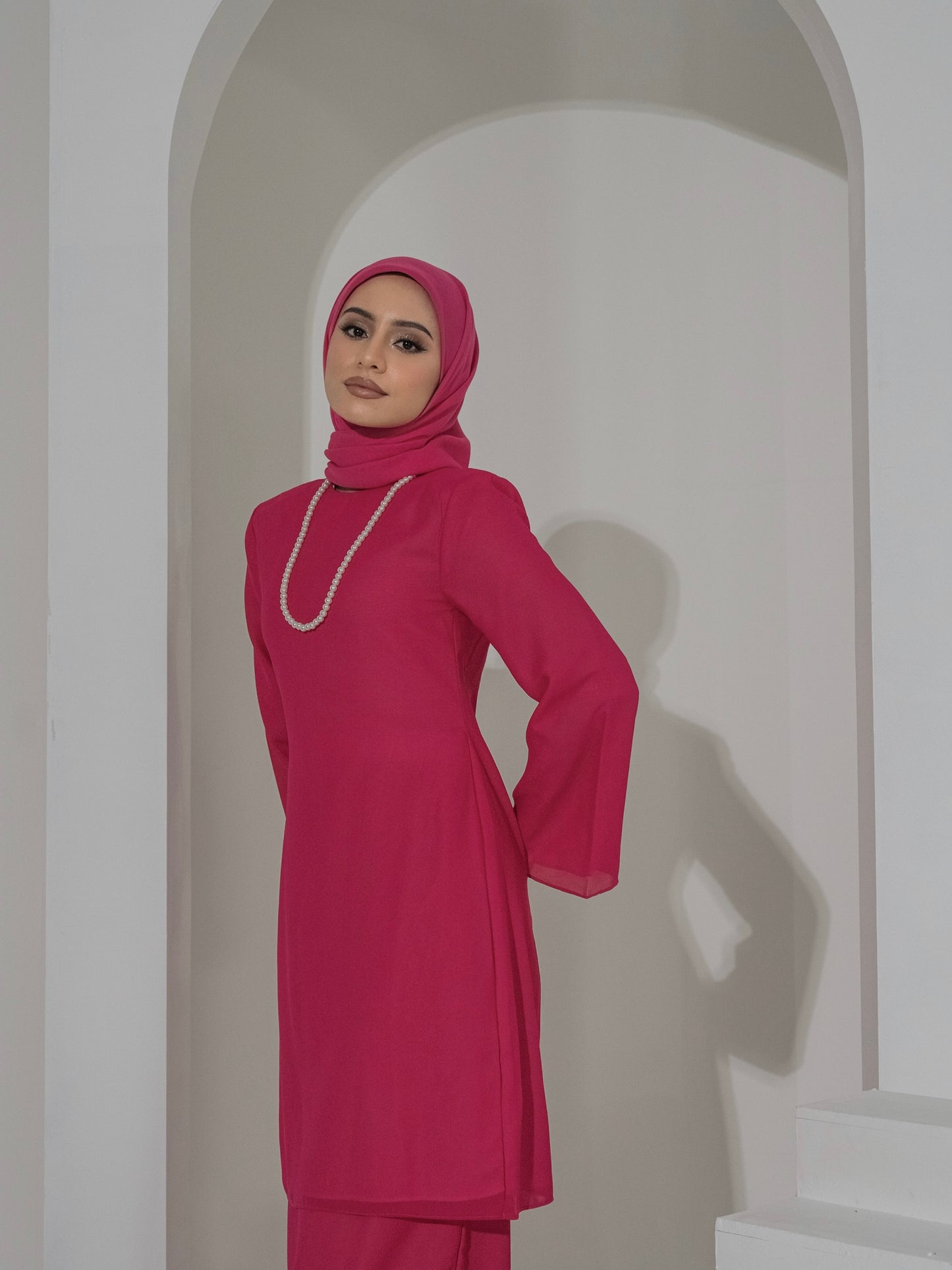 Kelasik in Fuchsia Pink
