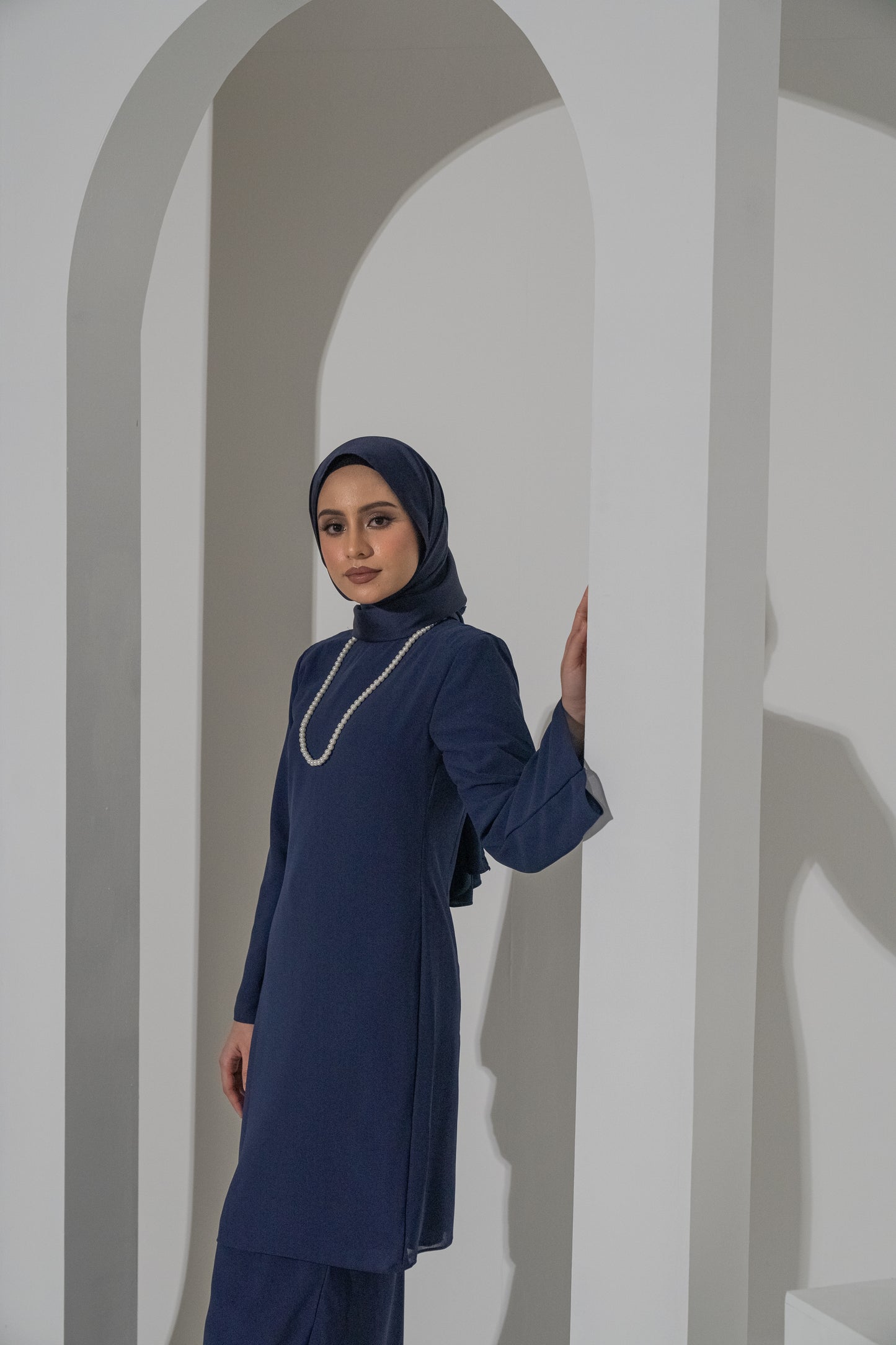 Kelasik in Midnight Blue