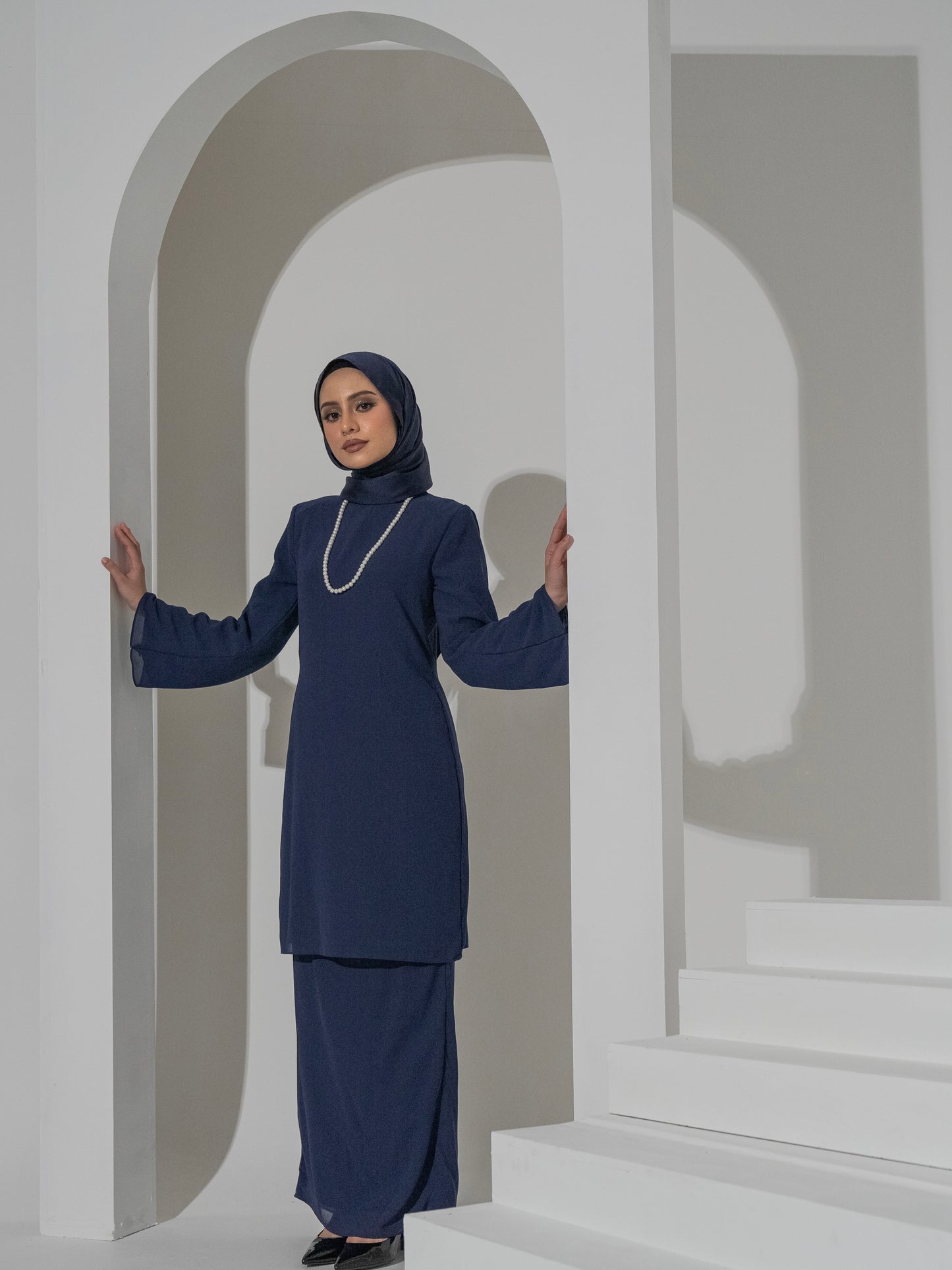 Kelasik in Midnight Blue
