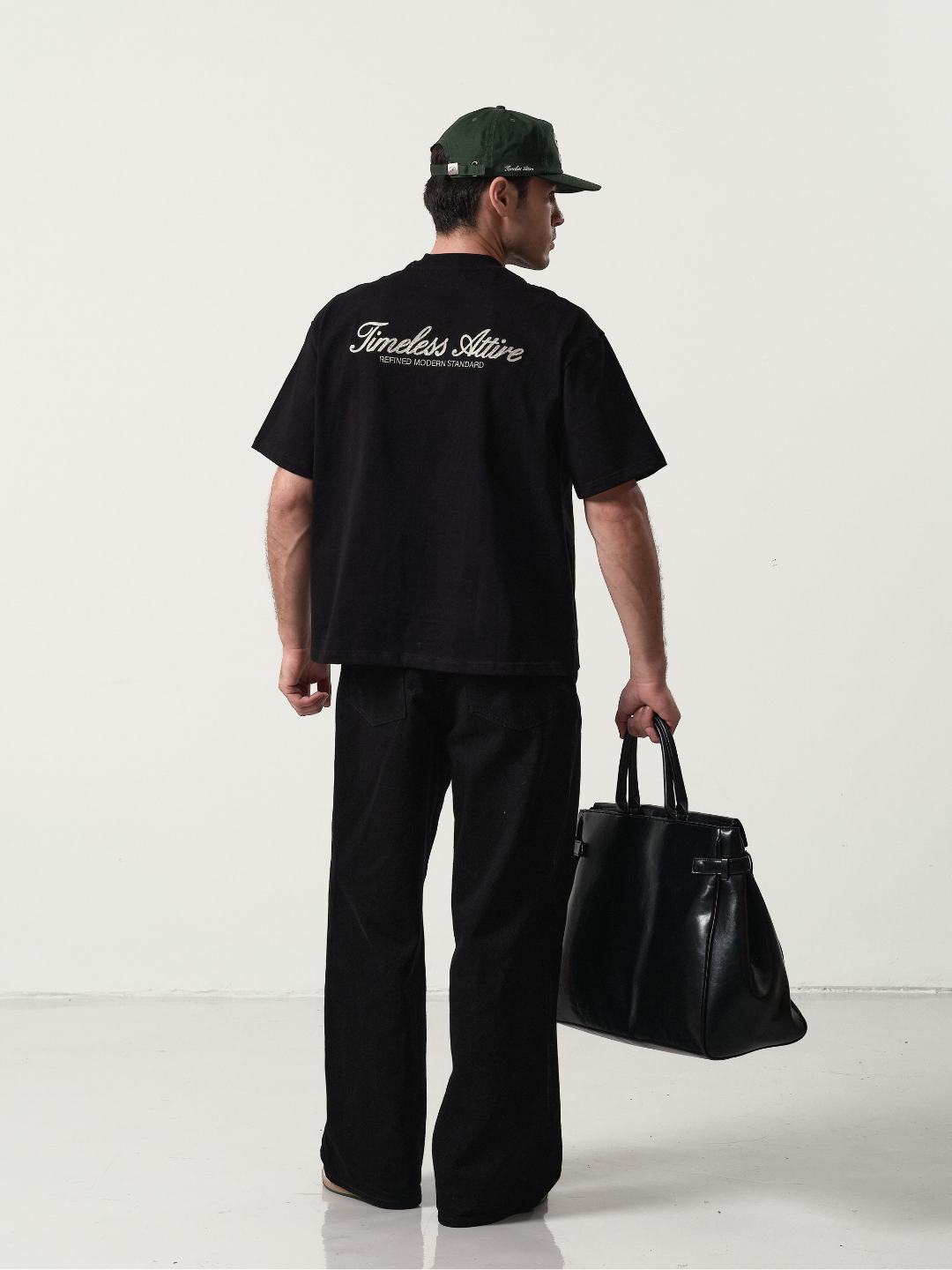 Chain Stitch Embroidery T-shirt in Black