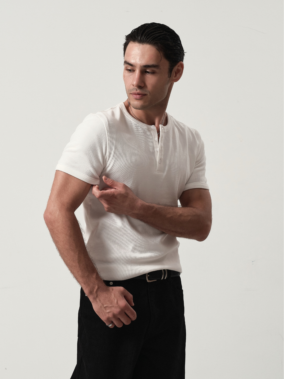 Fitted Henley Tee in White