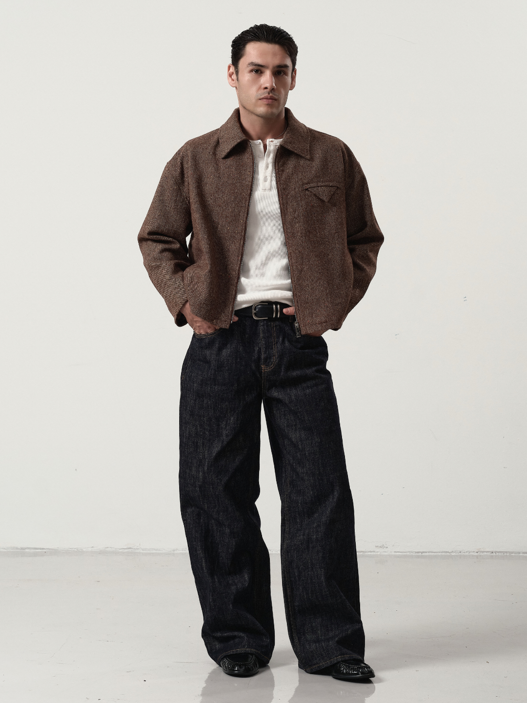 Zip-Up Jacket in Brown