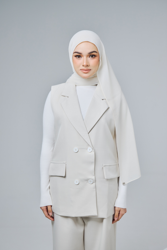 Chiffon Aire in Oat Milk