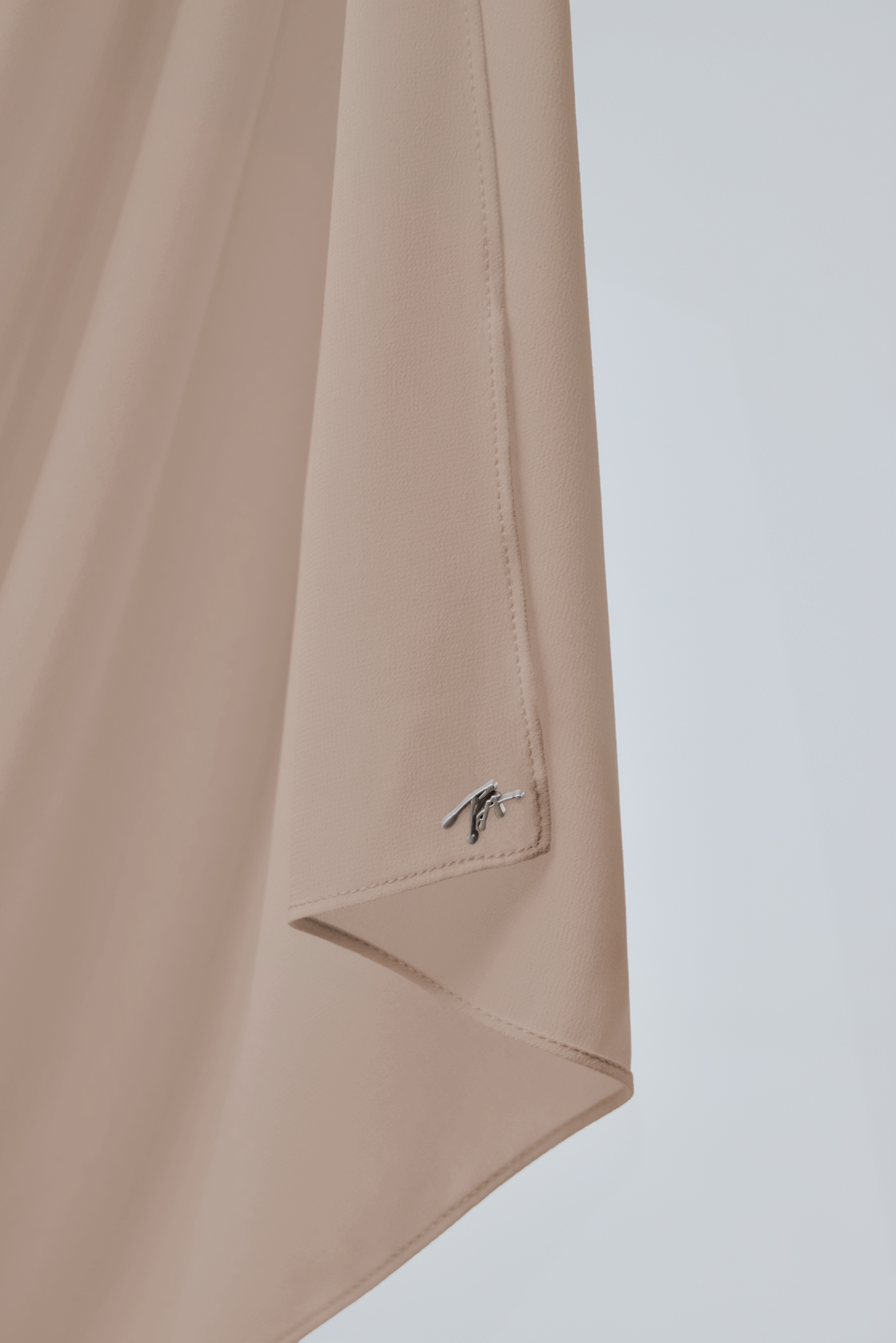 Chiffon Aire in Sandstone⁠