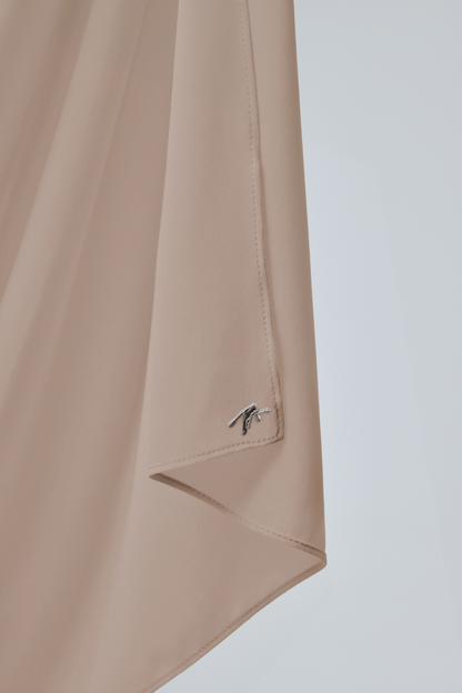 Chiffon Aire in Sandstone⁠