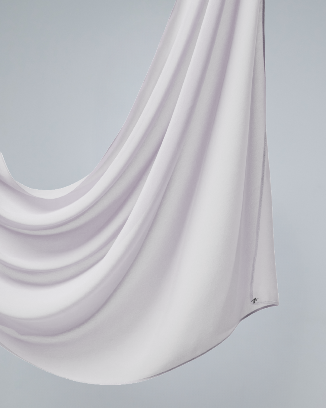Chiffon Aire in Whisper Grey
