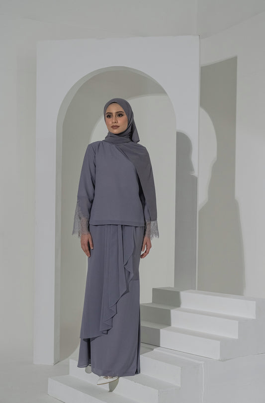 Alea in Smoke Grey