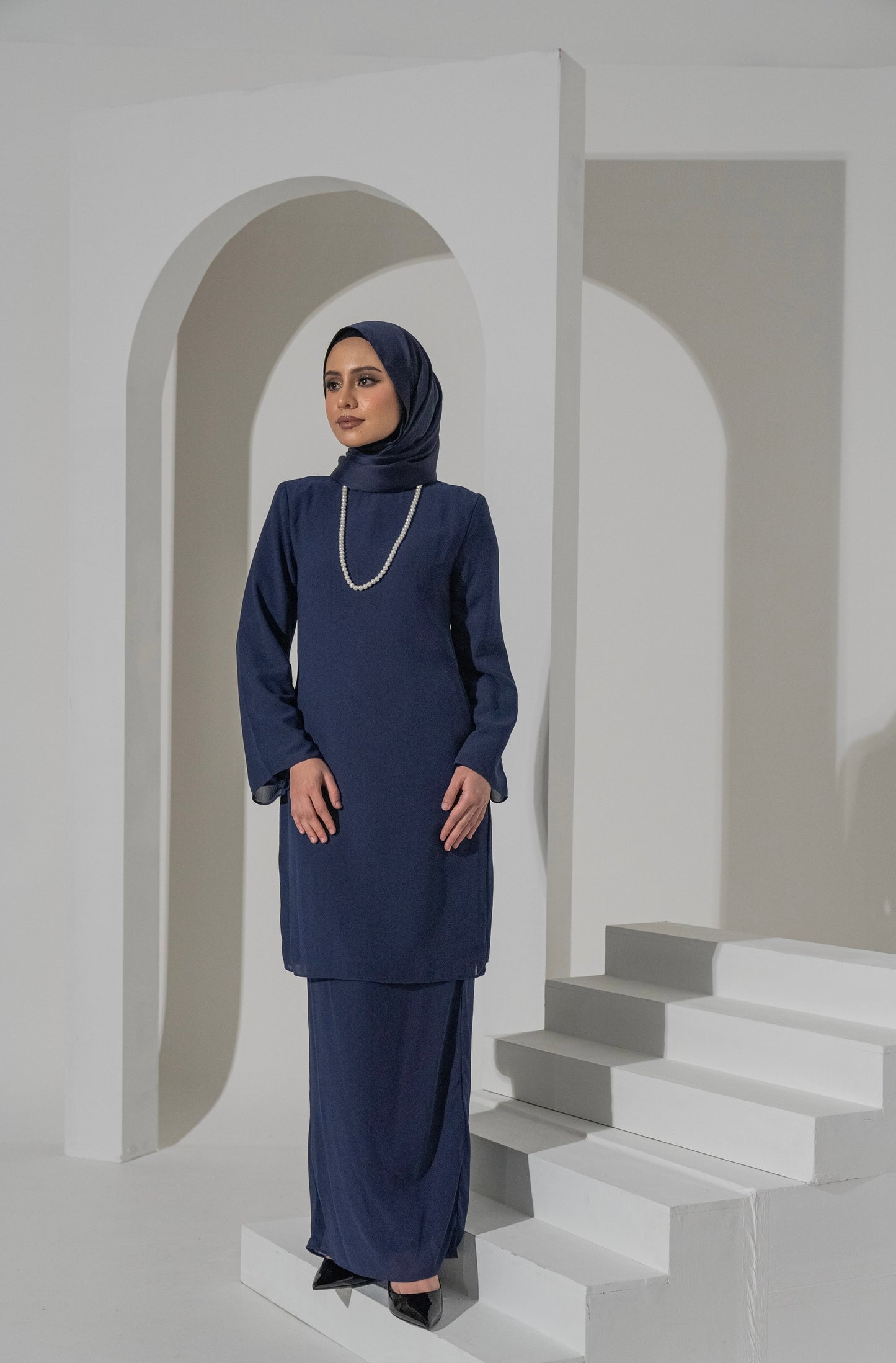 Kelasik in Midnight Blue