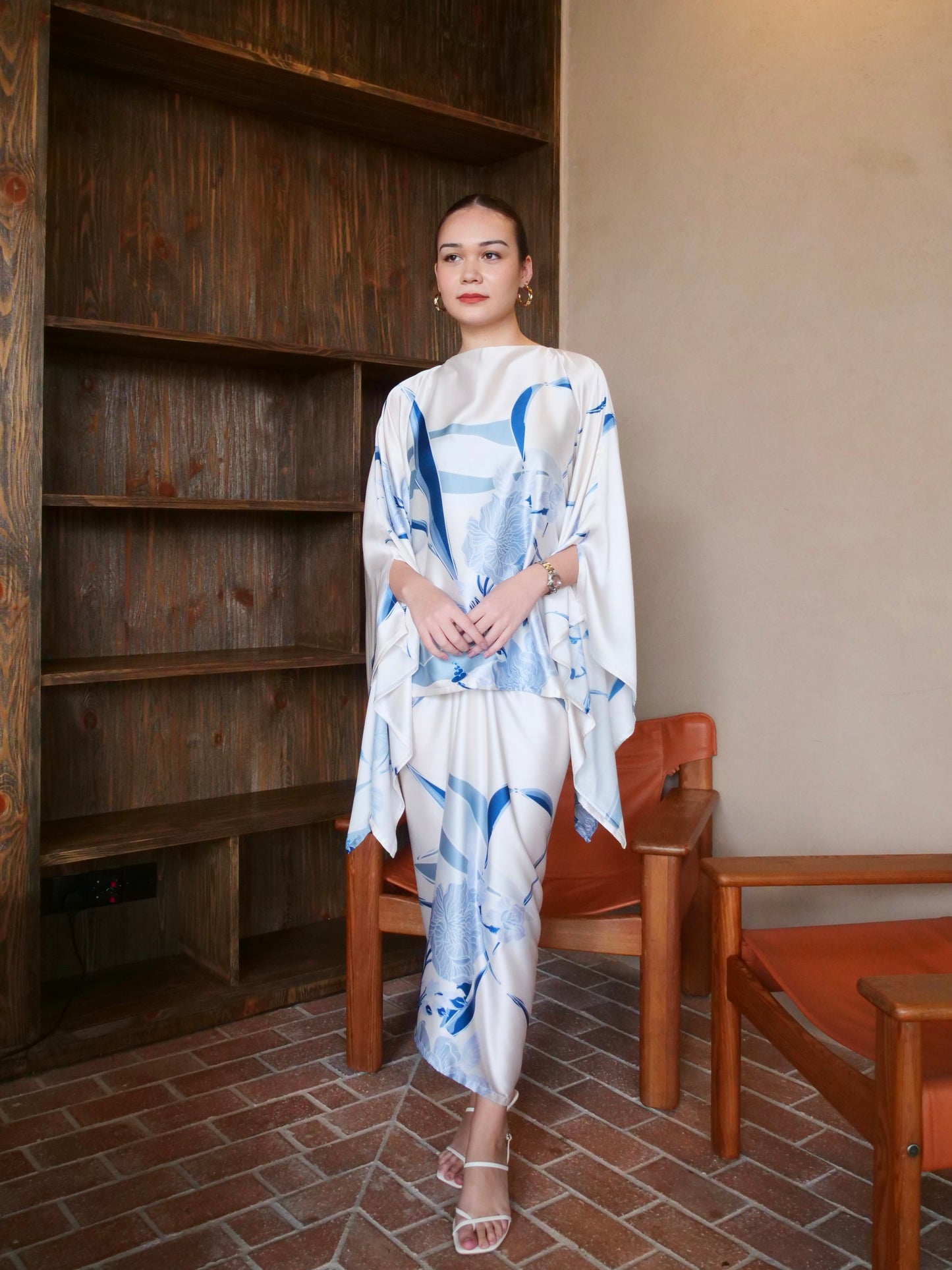Luna Edisi II in Off White