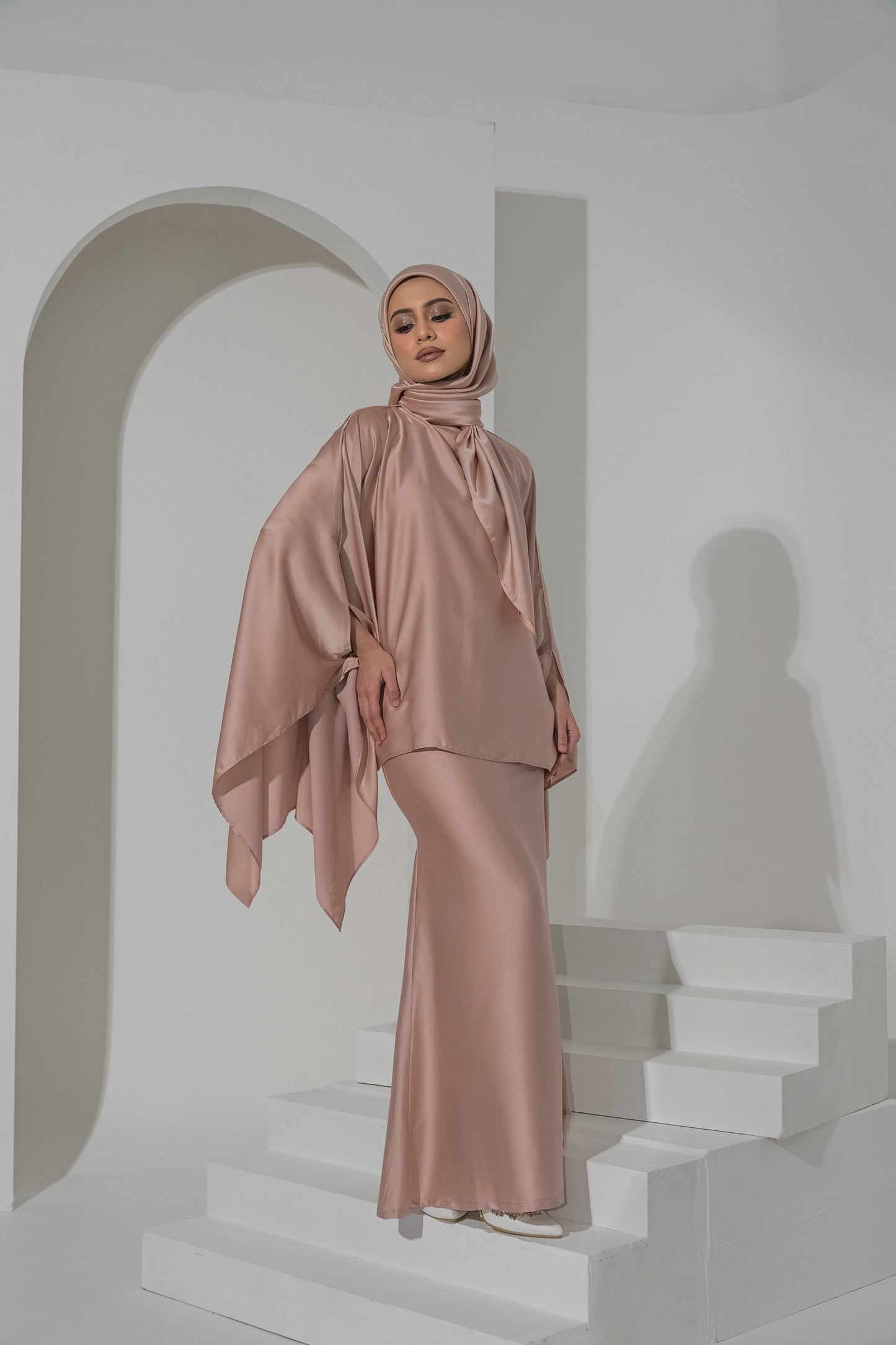 Luna in Rose Gold
