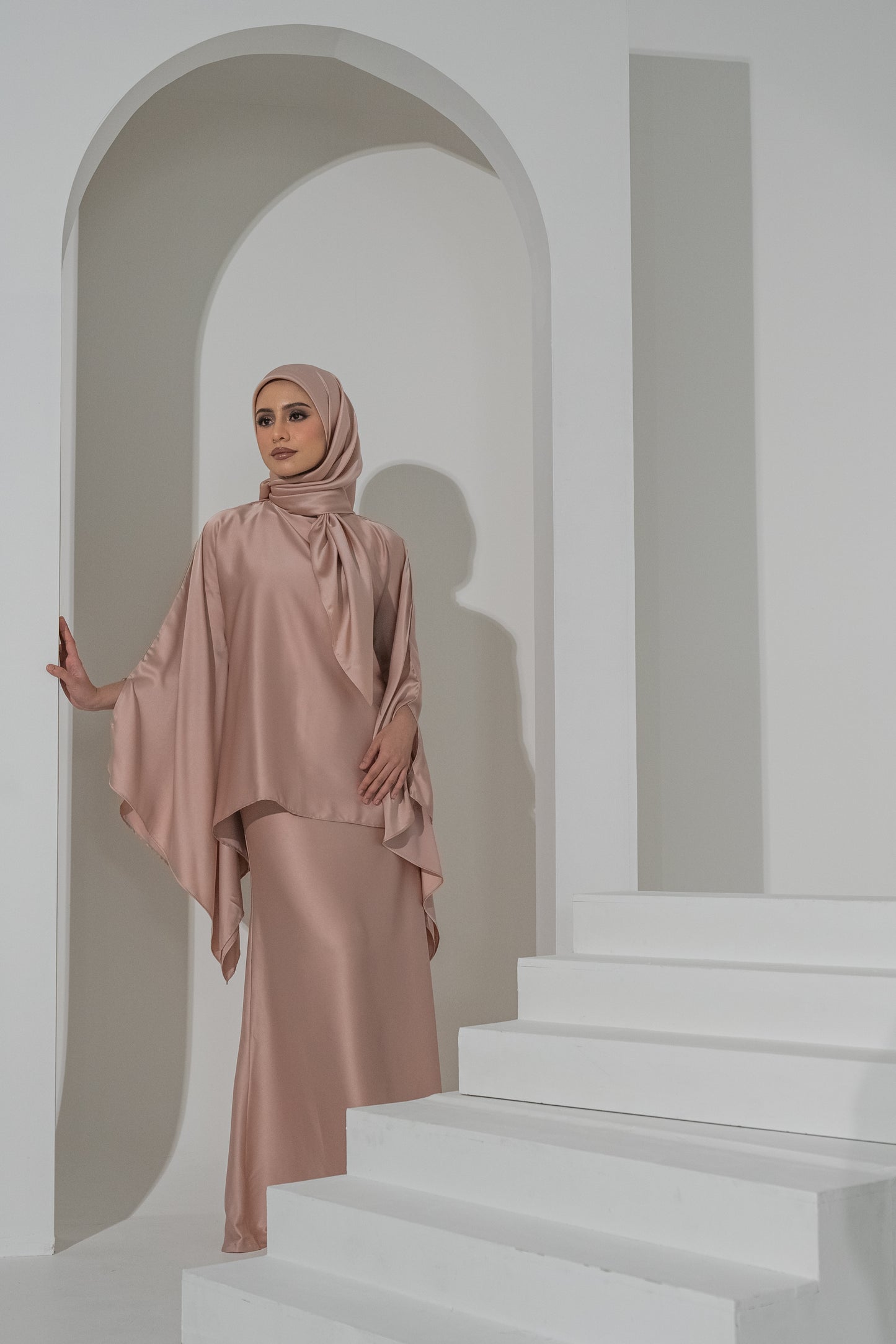 Luna in Rose Gold